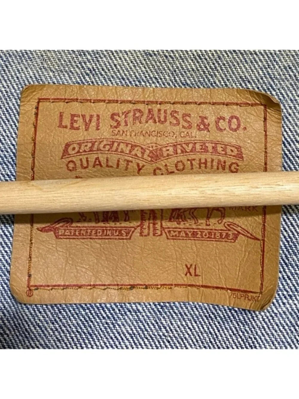 Levi Strauss & Co. Classic Denim Jacket – Size XL - Picture 7 of 9